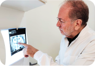 Dr. Roque Queiroz - Sobre